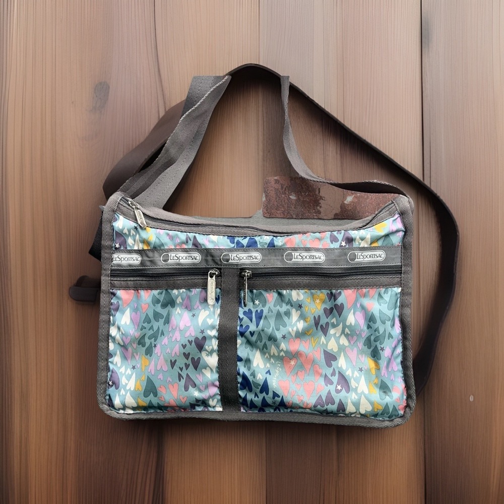Lesportsac Heart Crossbody Bag Nylon Travel Packable Zipper Top Blue Multicolor